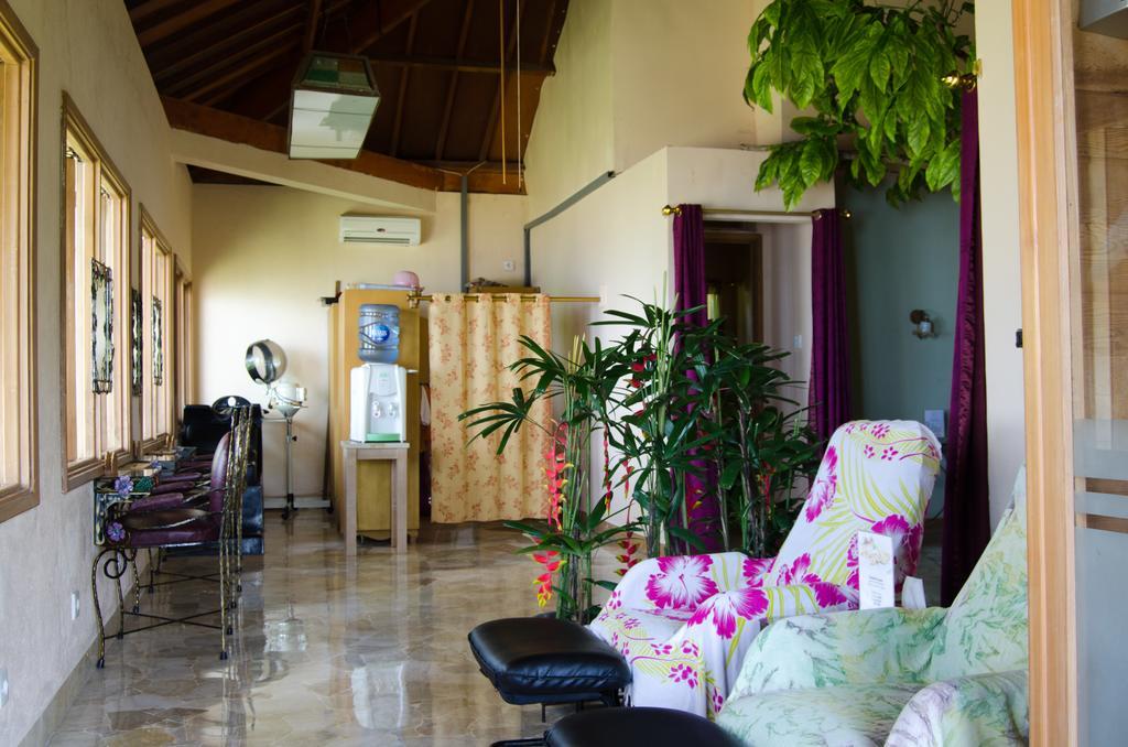 Hawaii Resort Family Suites Anyer Buitenkant foto