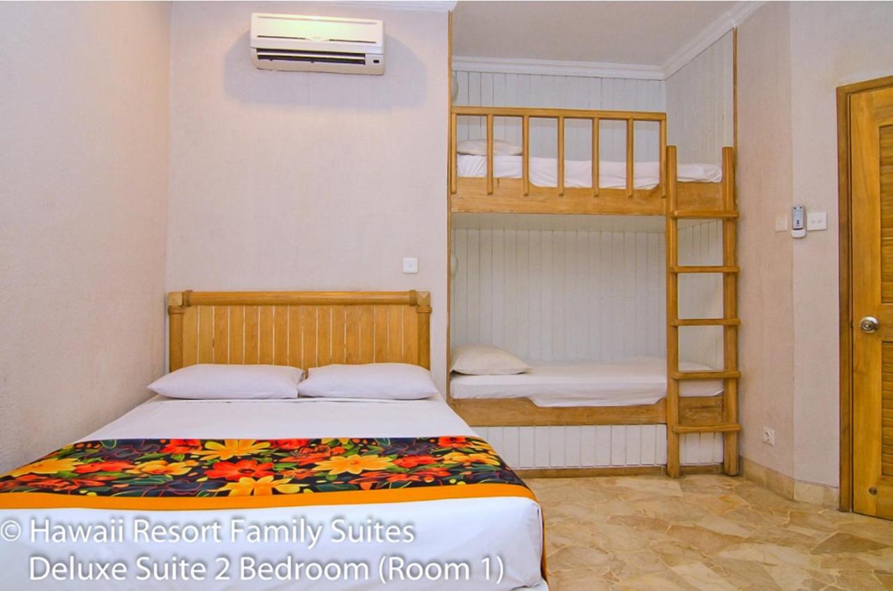 Hawaii Resort Family Suites Anyer Buitenkant foto